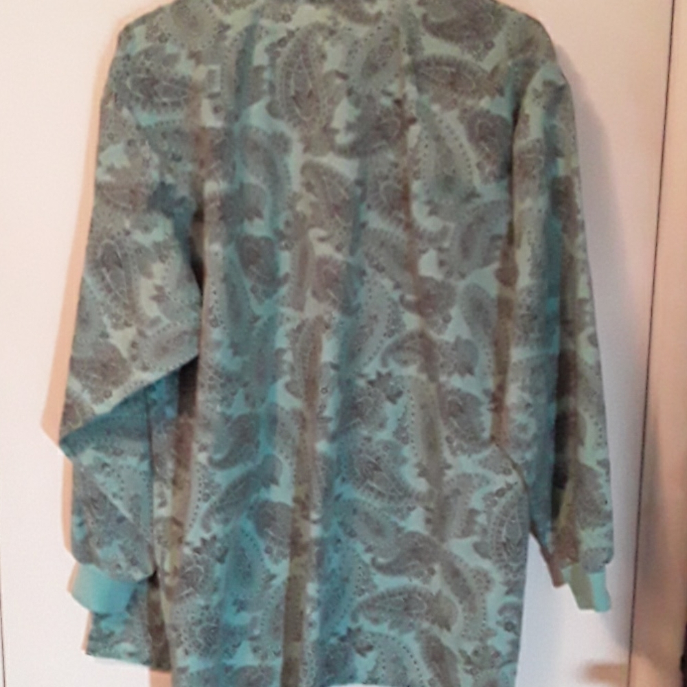 Nursing Jacket - Picture 2 of 3